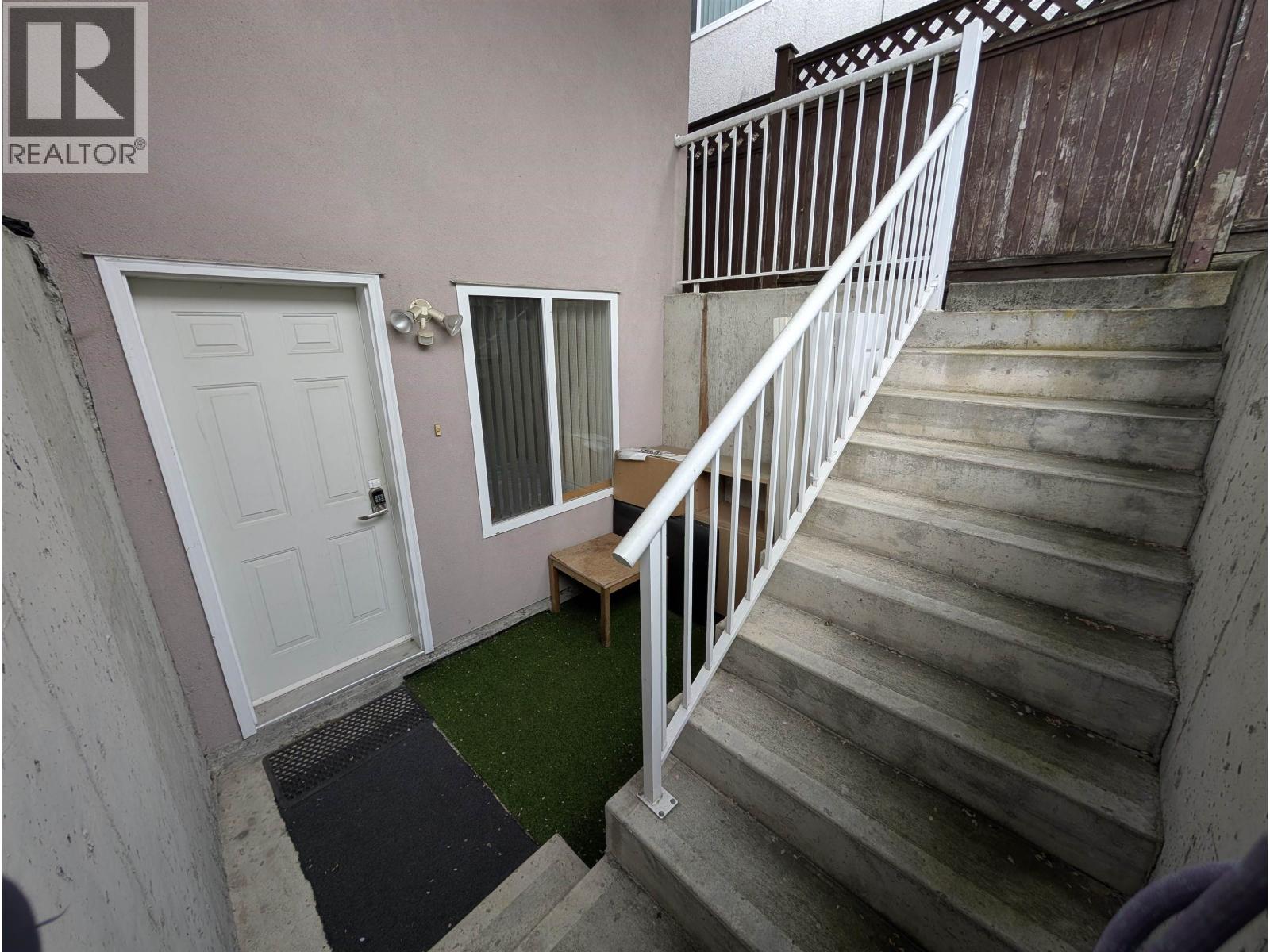 Studio Suite 4xxx Reid Street, Vancouver, British Columbia  V5R 1R7 - Photo 19 - R3113112