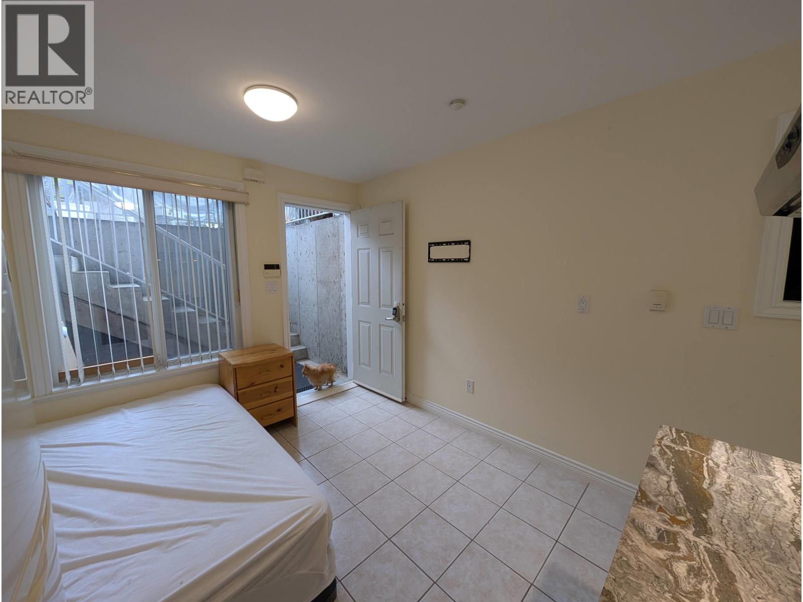 Studio Suite 4xxx Reid Street, Vancouver, British Columbia  V5R 1R7 - Photo 9 - R3113112