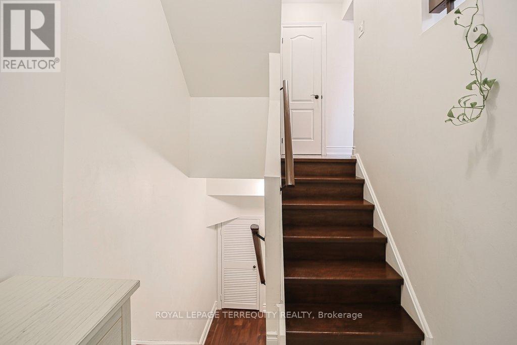 43 - 1221 Dundix Road, Mississauga (Applewood), Ontario  L4Y 3Y9 - Photo 12 - W13015778