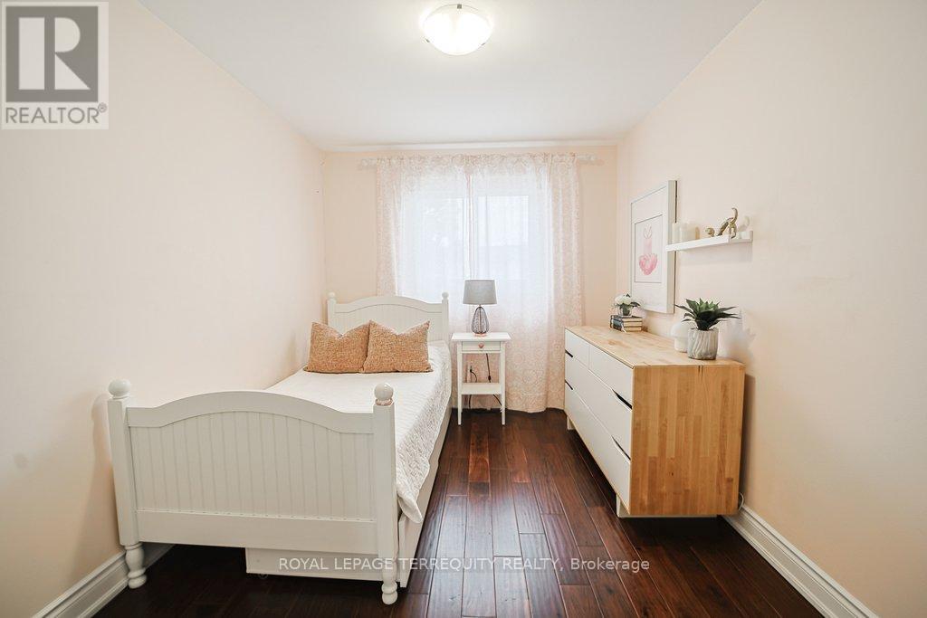 43 - 1221 Dundix Road, Mississauga (Applewood), Ontario  L4Y 3Y9 - Photo 39 - W13015778