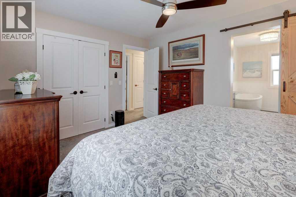 2033 Sagewood Point SW, Airdrie, Alberta  T4b 3P1 - Photo 14 - A2293088