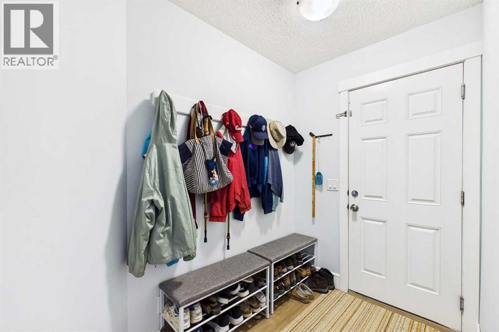 2164 Sagewood Heights Sw, Airdrie, Alberta  T4B 3N4 - Photo 12 - A2300228