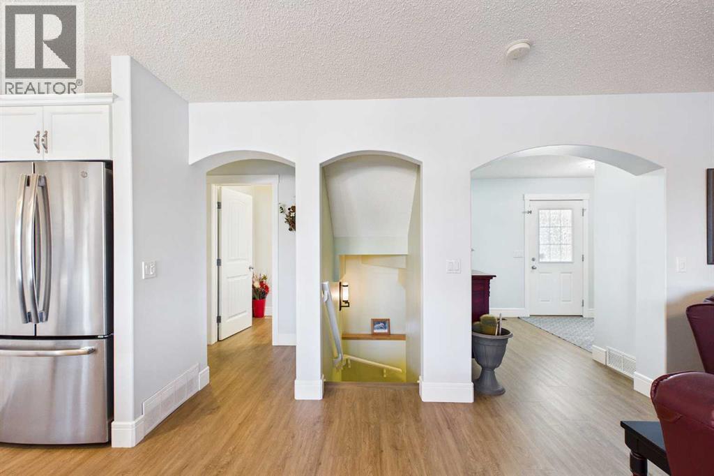 2164 Sagewood Heights Sw, Airdrie, Alberta  T4B 3N4 - Photo 11 - A2300228