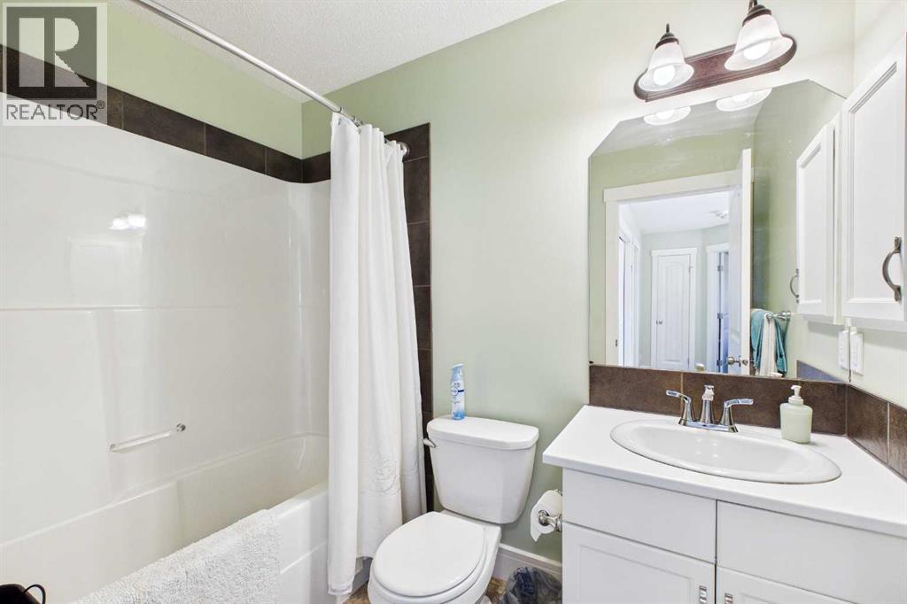 2164 Sagewood Heights Sw, Airdrie, Alberta  T4B 3N4 - Photo 27 - A2300228