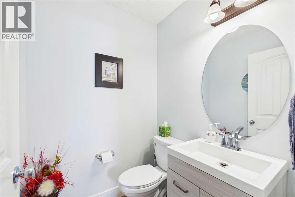 2164 Sagewood Heights Sw, Airdrie, Alberta  T4B 3N4 - Photo 13 - A2300228