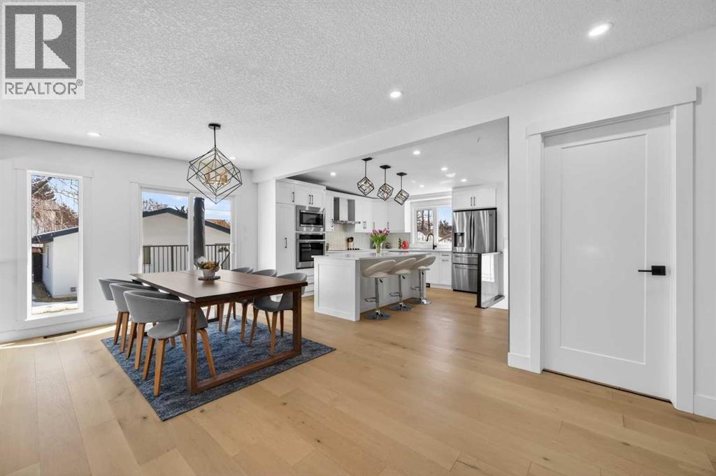 268 Silver Brook Way Nw, Calgary, Alberta  T3B 3G8 - Photo 5 - A2302597