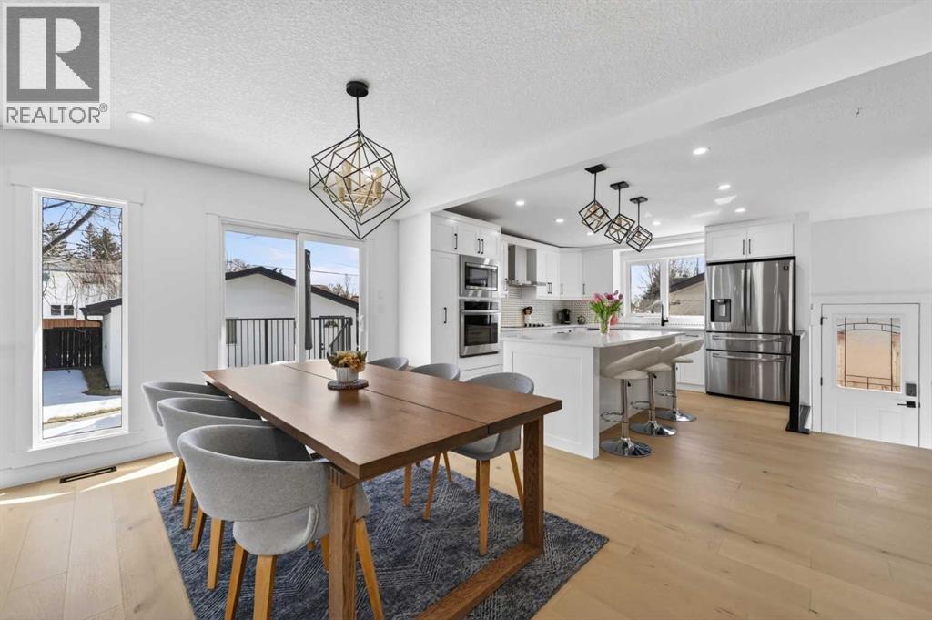 268 Silver Brook Way Nw, Calgary, Alberta  T3B 3G8 - Photo 7 - A2302597