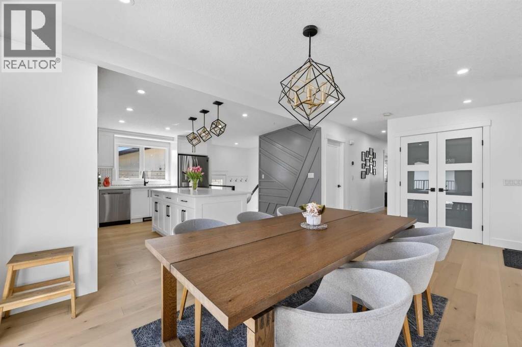 268 Silver Brook Way Nw, Calgary, Alberta  T3B 3G8 - Photo 8 - A2302597