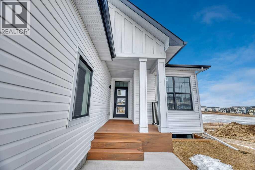 163 Lakewood Circle, Strathmore, Alberta  T1P 2J4 - Photo 3 - A2303079