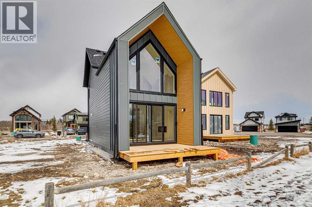 37 Cottageclub Lane, Rural Rocky View County, Alberta  T4C 1B1 - Photo 25 - A2303149