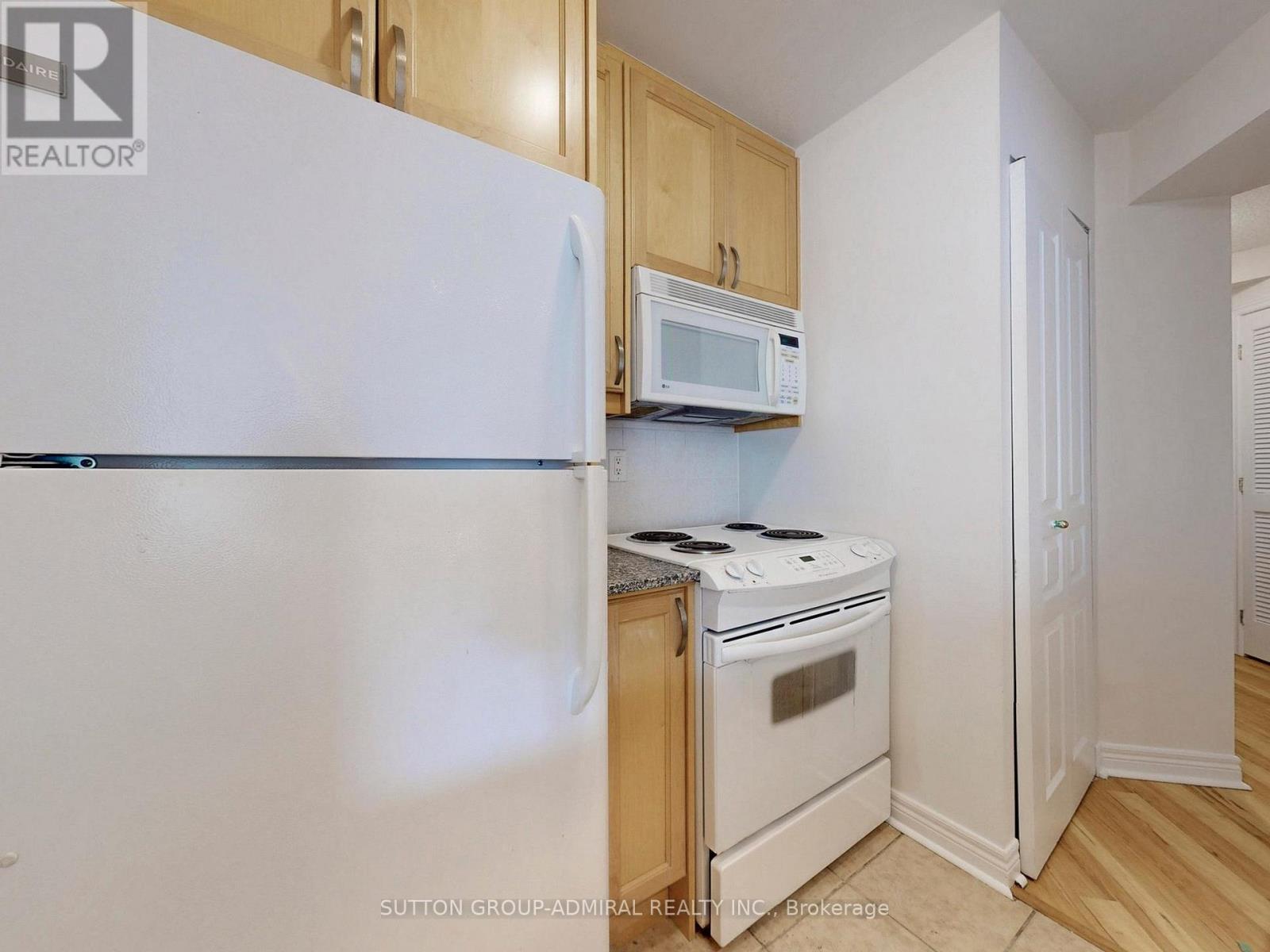 812 - 100 Hayden Street, Toronto, Ontario  M4Y 3C7 - Photo 14 - C13002936