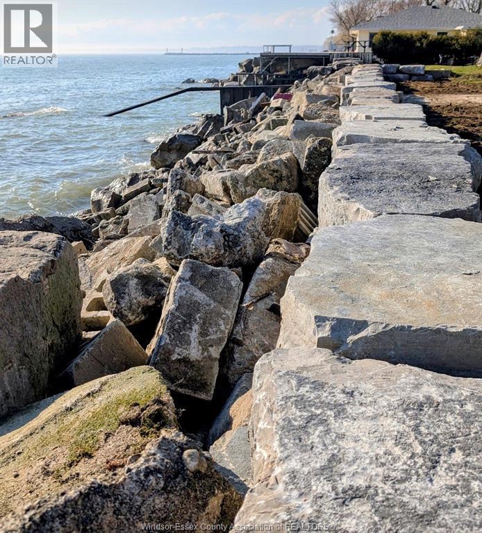 680 Point Pelee Drive, Leamington, Ontario  N8H 3V4 - Photo 24 - 25024904