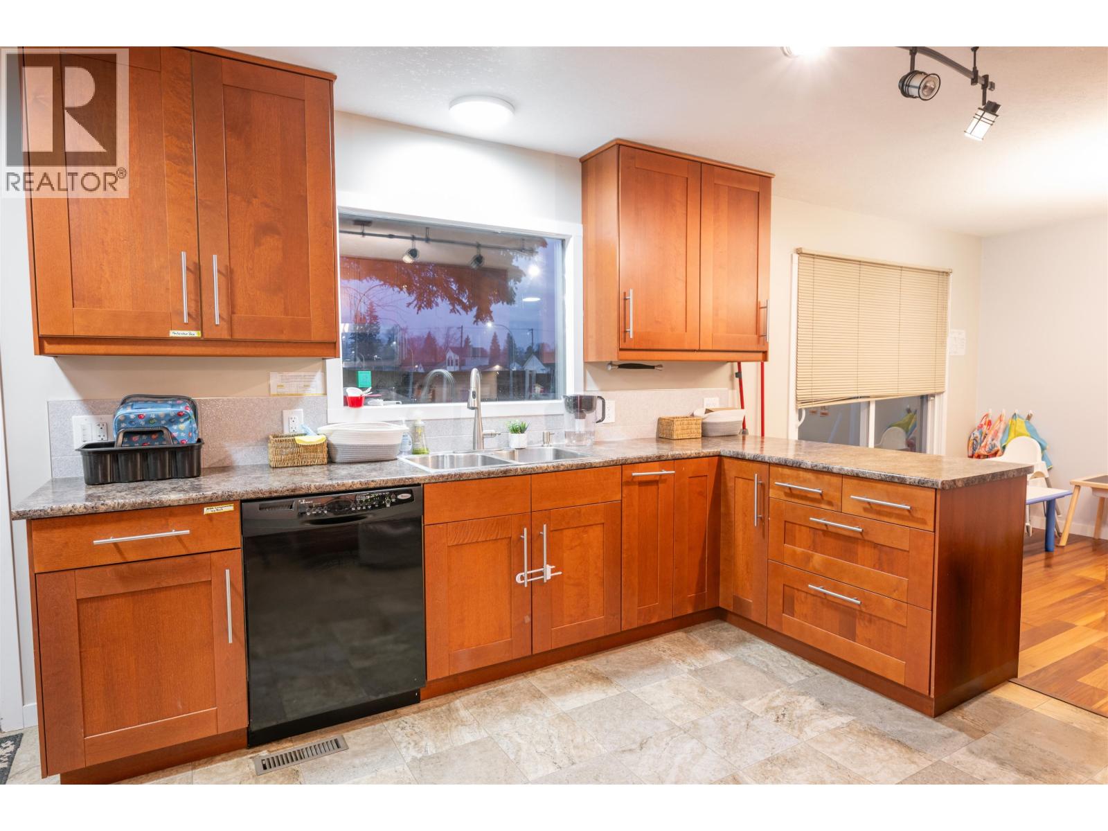 1511 Alward Street, Prince George, British Columbia  V2M 2G7 - Photo 6 - R3080703