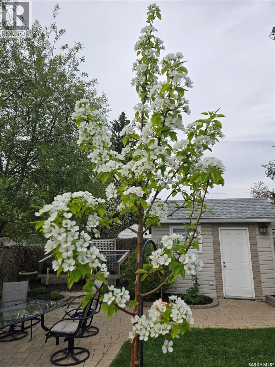 12 Secord Place, Regina, Saskatchewan  S4R 3T4 - Photo 50 - SK033244