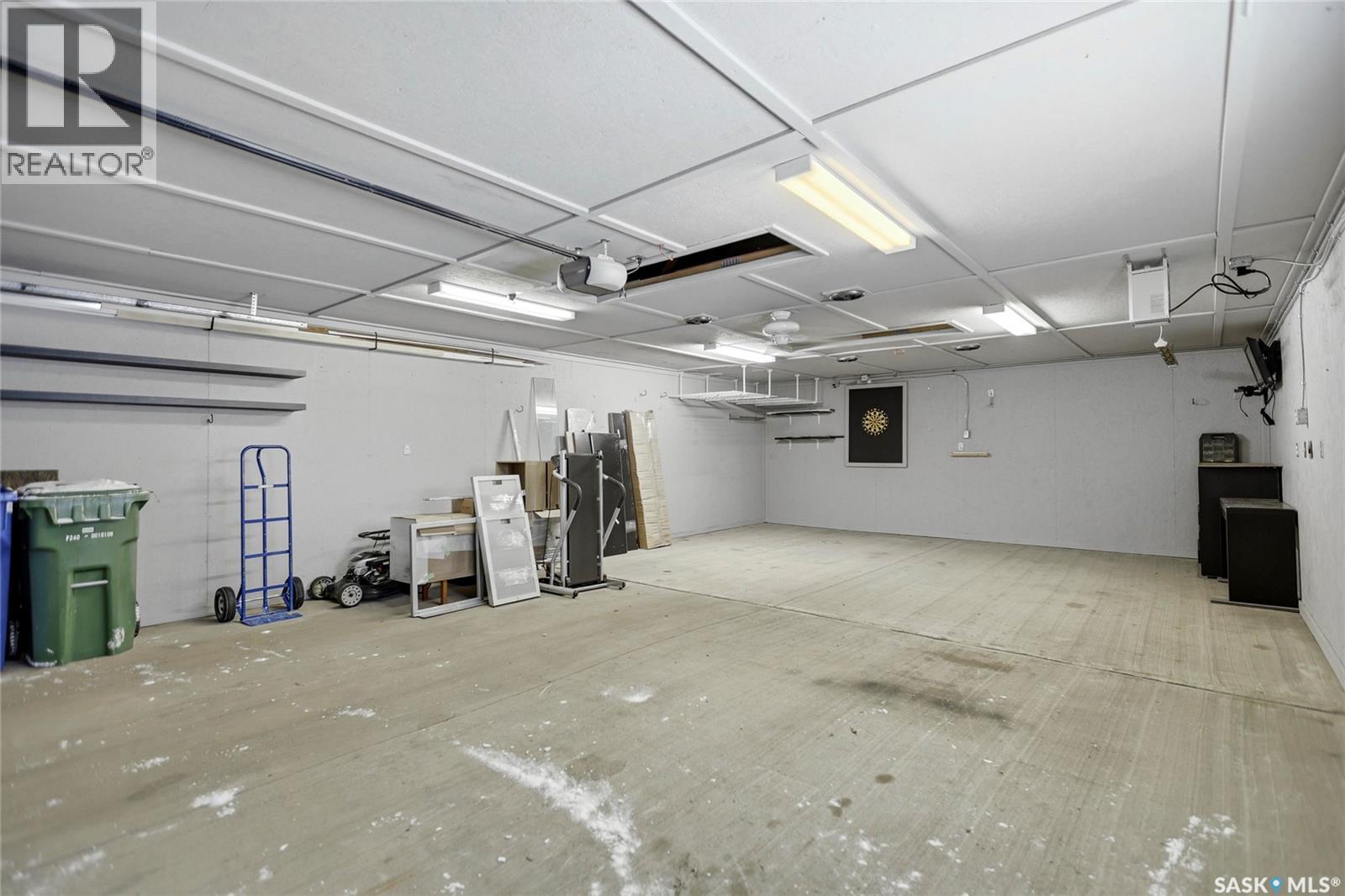 12 Secord Place, Regina, Saskatchewan  S4R 3T4 - Photo 39 - SK033244