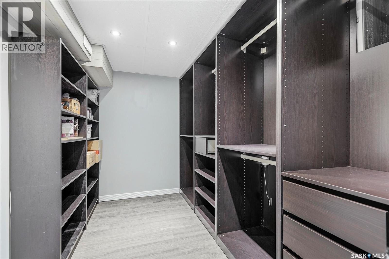 12 Secord Place, Regina, Saskatchewan  S4R 3T4 - Photo 32 - SK033244