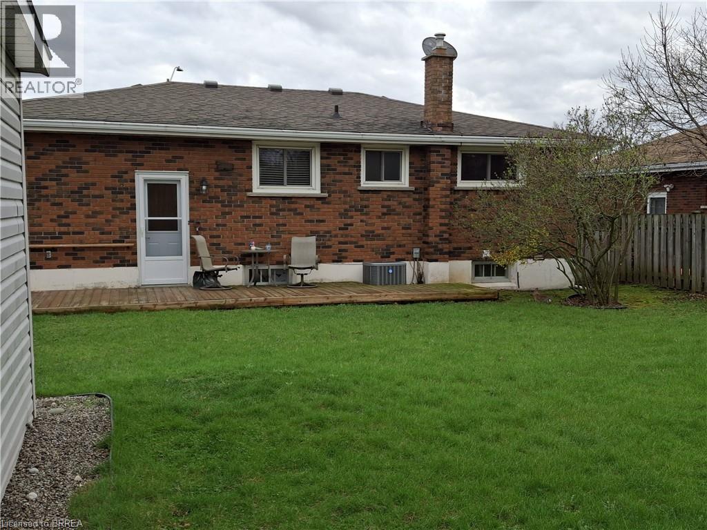 56 Balmoral Drive, Brantford, Ontario  N3R 5B9 - Photo 23 - 40808530