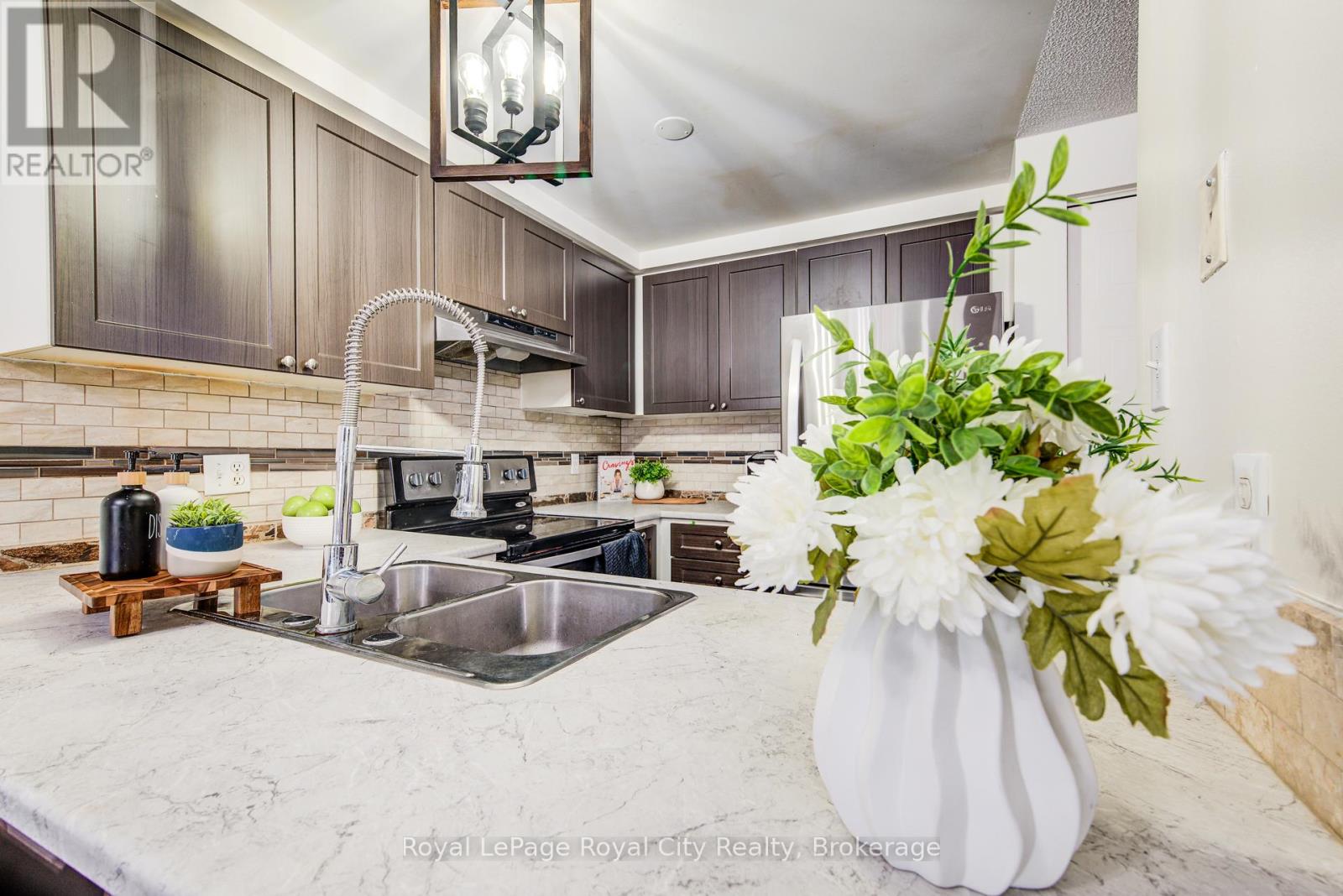 473 Flannery Drive, Centre Wellington, Ontario  N1M 3P1 - Photo 19 - X12844766