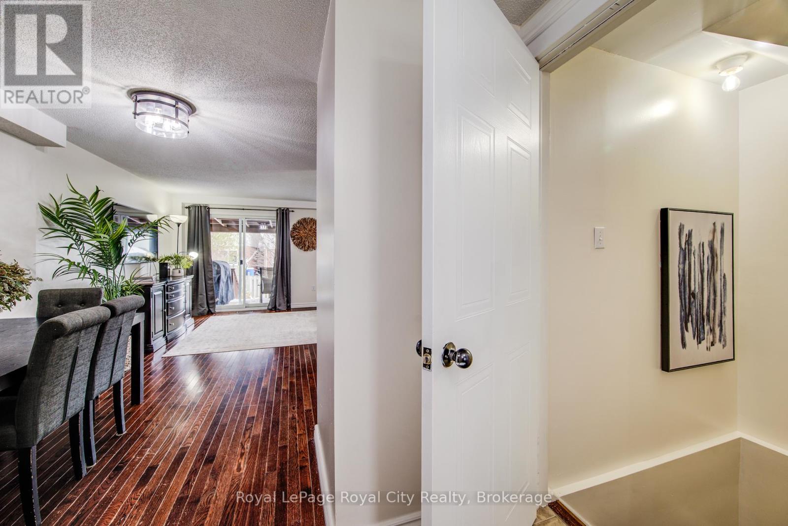 473 Flannery Drive, Centre Wellington, Ontario  N1M 3P1 - Photo 6 - X12844766