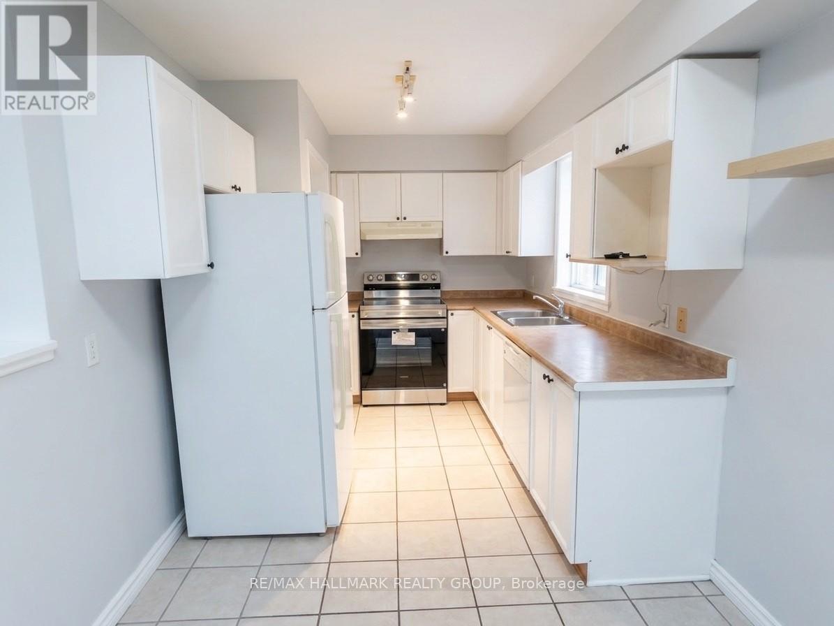 95 Hemlo Crescent, Ottawa, Ontario  K2T 1E1 - Photo 7 - X13017292