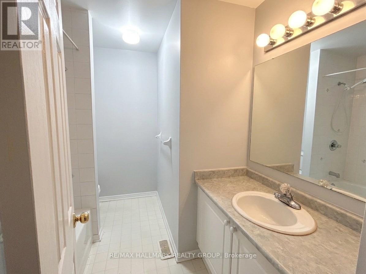 95 Hemlo Crescent, Ottawa, Ontario  K2T 1E1 - Photo 9 - X13017292