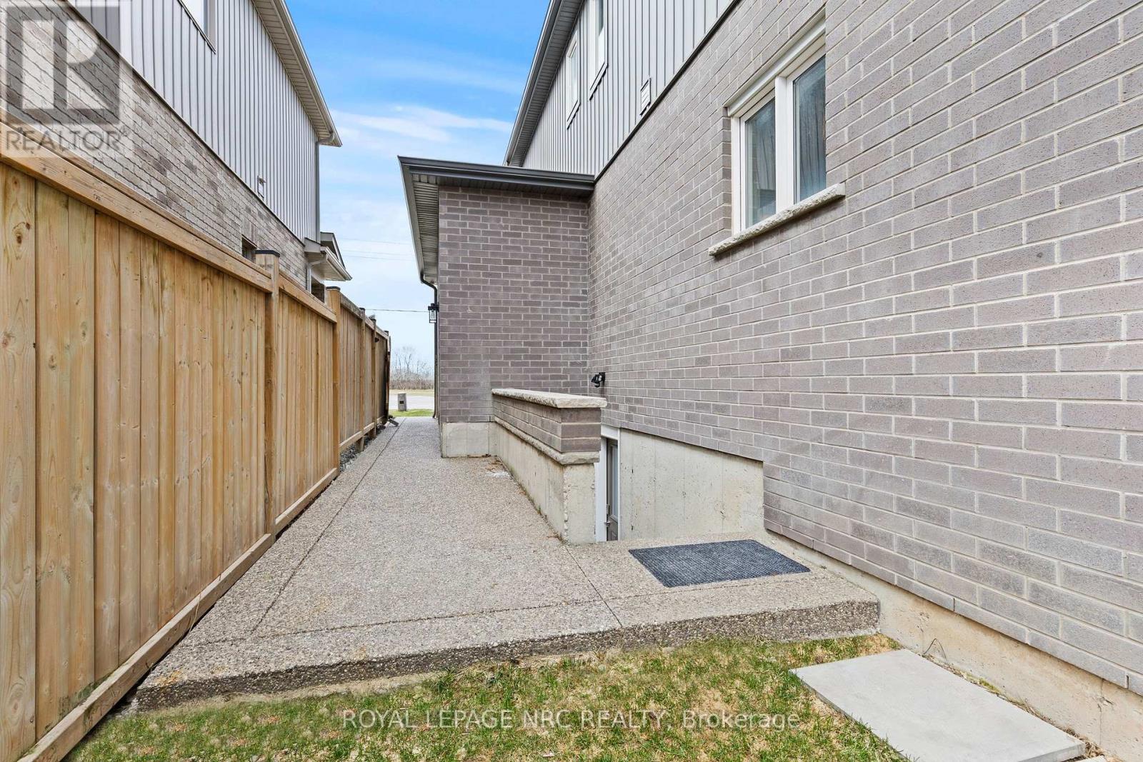 271 Memorial Park Drive, Welland, Ontario  L3B 0E3 - Photo 28 - X13017298