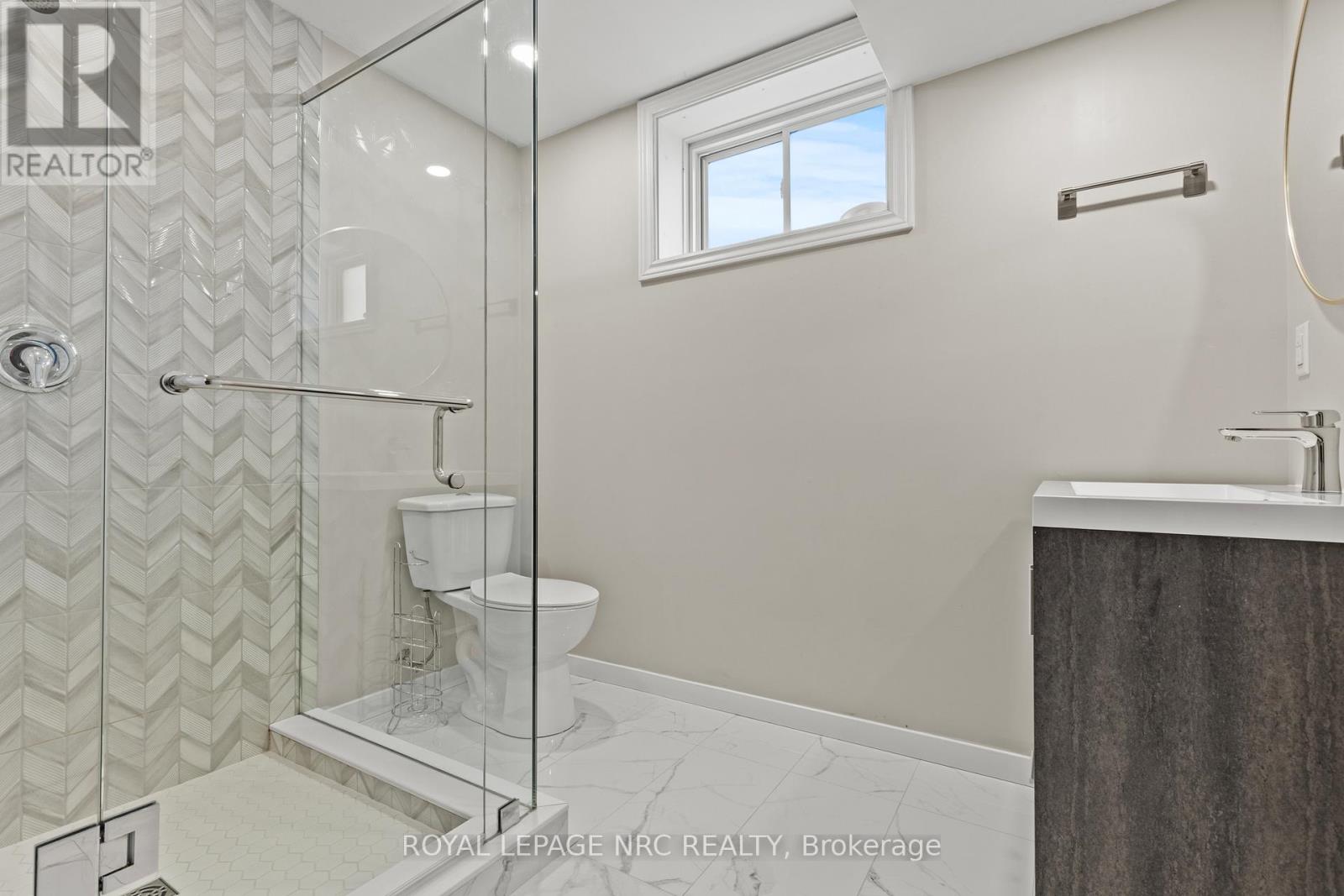 271 Memorial Park Drive, Welland, Ontario  L3B 0E3 - Photo 36 - X13017298