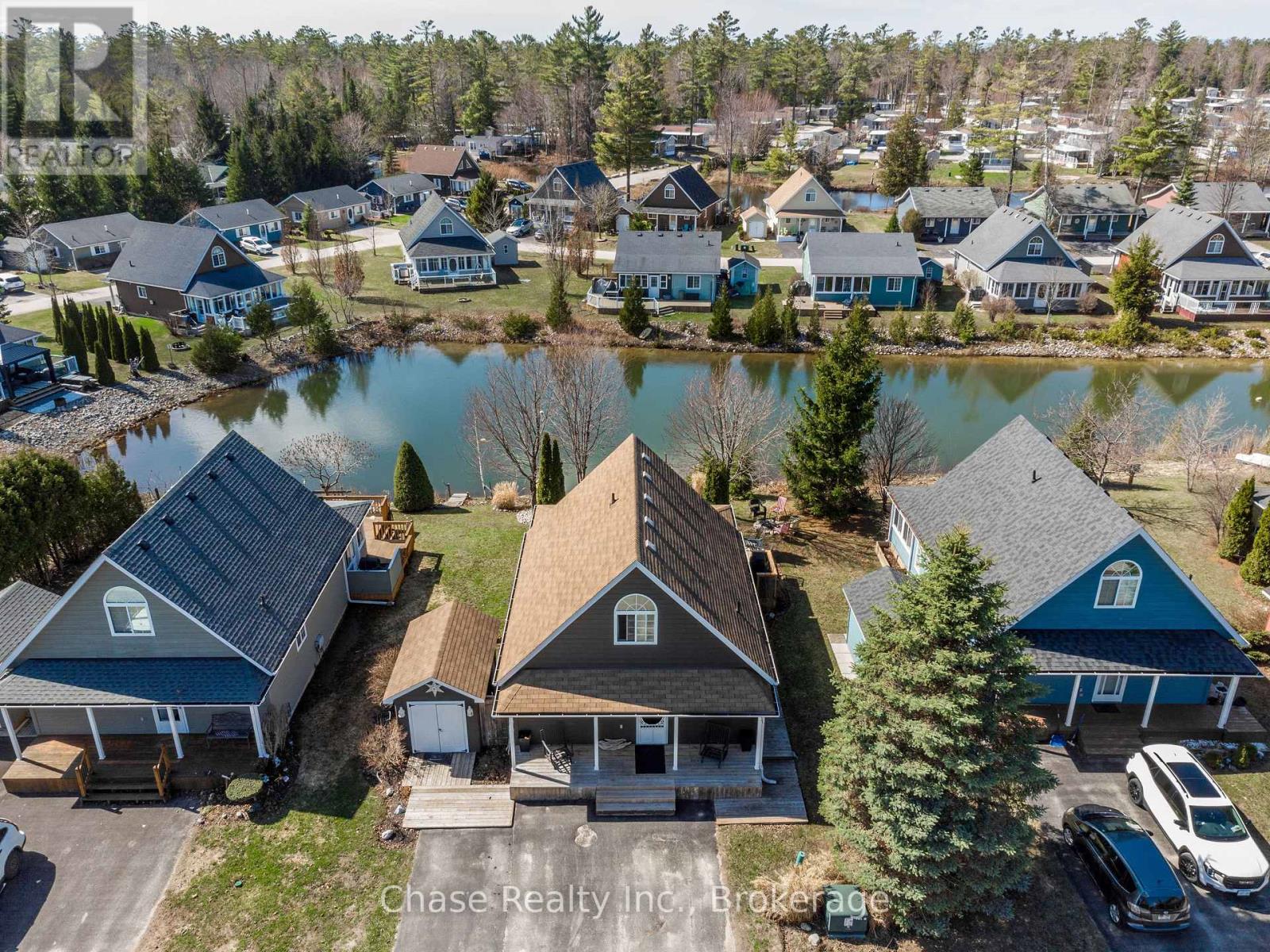 42 Madawaska Trail, Wasaga Beach, Ontario  L9Z 1X7 - Photo 35 - S13017290