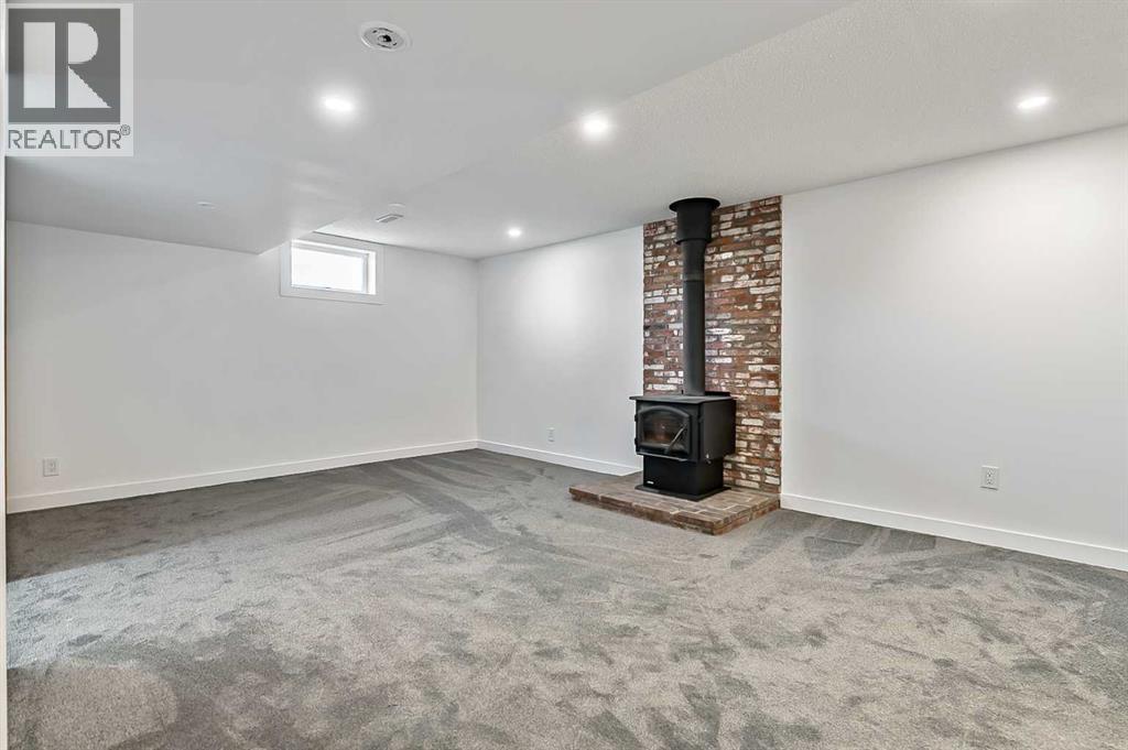 222 Springwood Place SW, Calgary, Alberta  T2W 0L3 - Photo 17 - A2293795