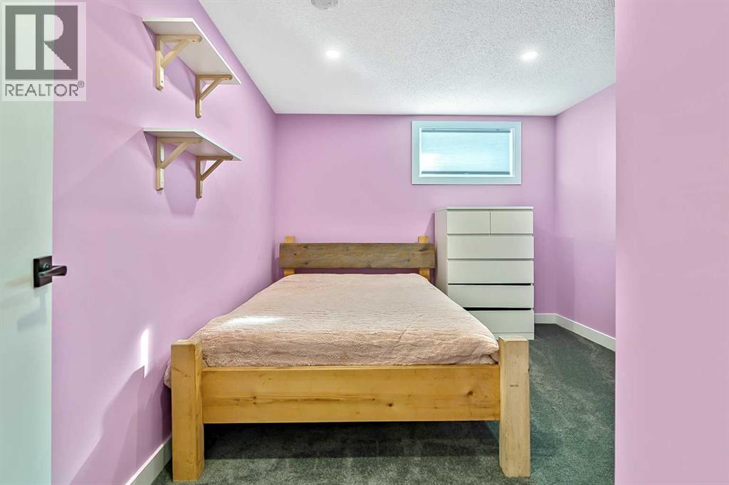 222 Springwood Place SW, Calgary, Alberta  T2W 0L3 - Photo 22 - A2293795