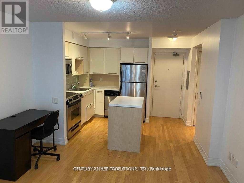 704 - 21 Carlton Street, Toronto, Ontario  M5B 1L2 - Photo 7 - C13017300