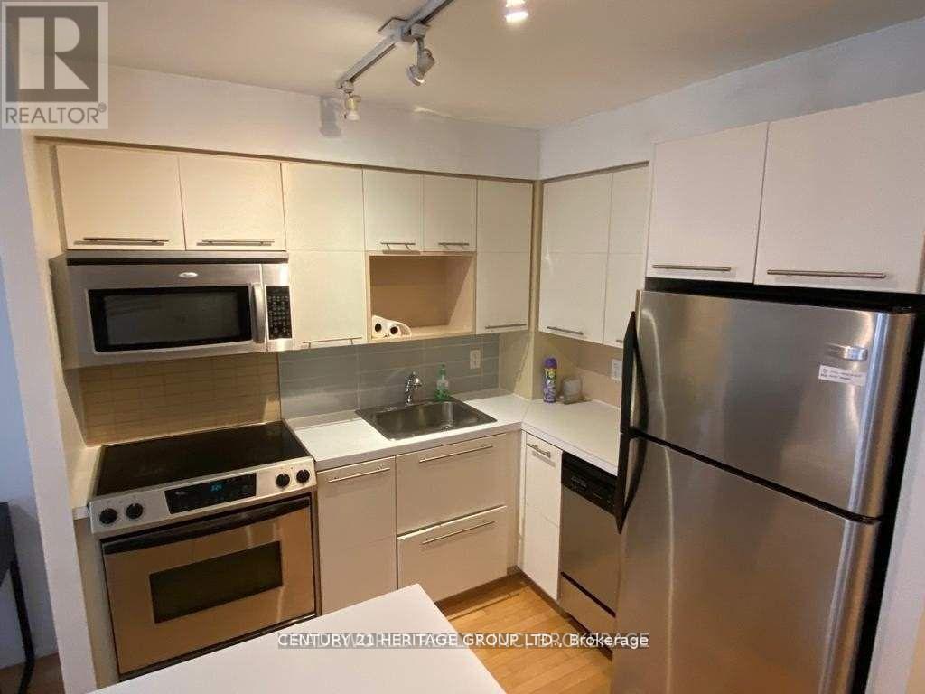 704 - 21 Carlton Street, Toronto, Ontario  M5B 1L2 - Photo 9 - C13017300