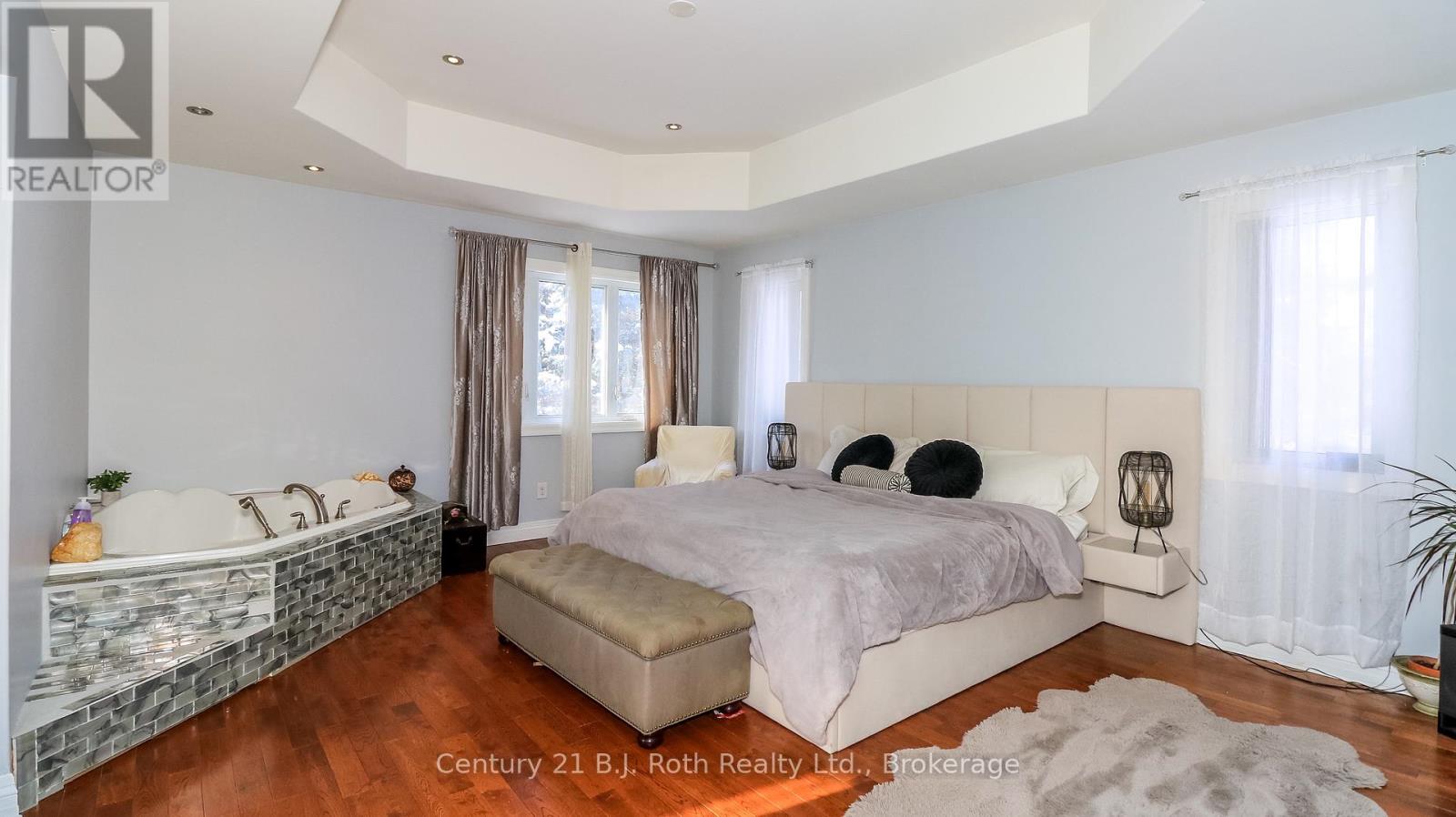 3276 Turnbull Drive, Severn, Ontario  L3V 0Y4 - Photo 15 - S12685404