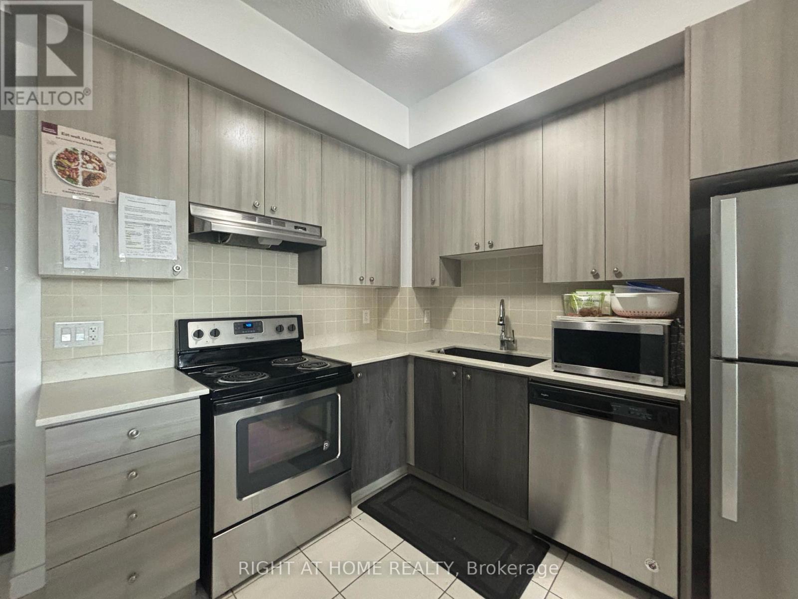 518 - 2486 Old Bronte Road, Oakville (Wm Westmount), Ontario  L6M 4J2 - Photo 5 - W13017252