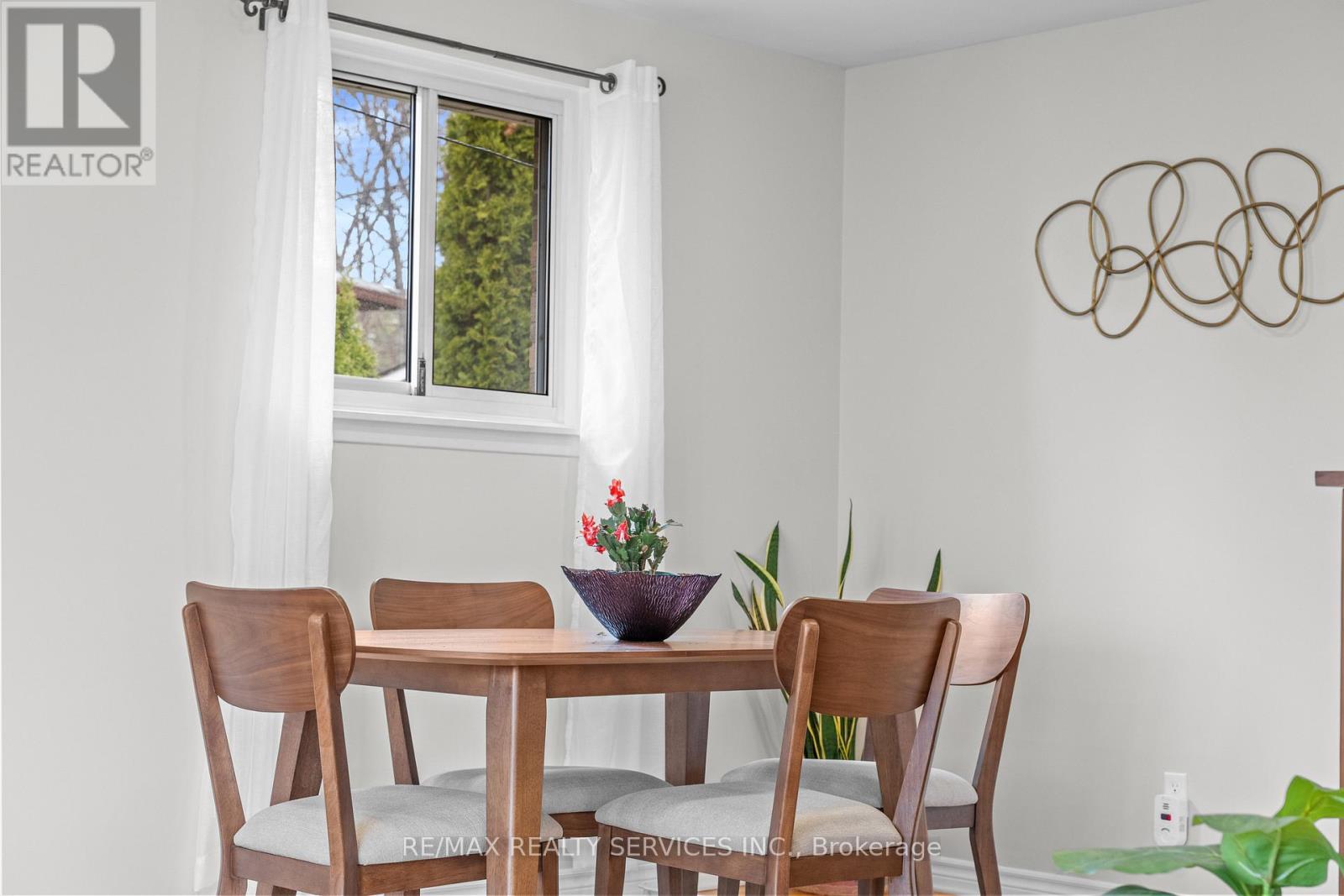 71 Belmont Drive, Brampton (Avondale), Ontario  L6T 2K5 - Photo 15 - W13017266