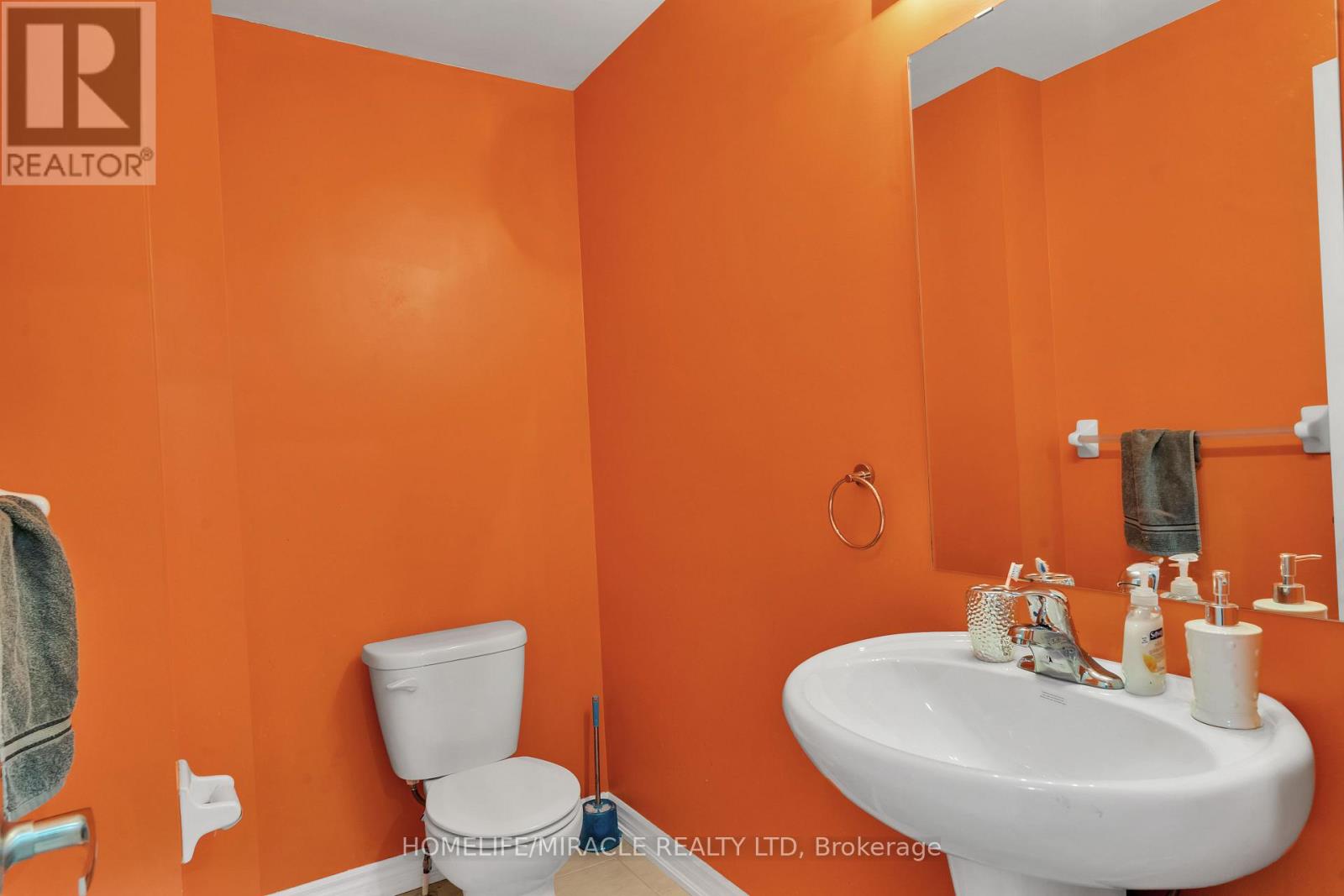 13 Yately Street, Brampton (Northwest Brampton), Ontario  L7A 0G4 - Photo 14 - W13017294