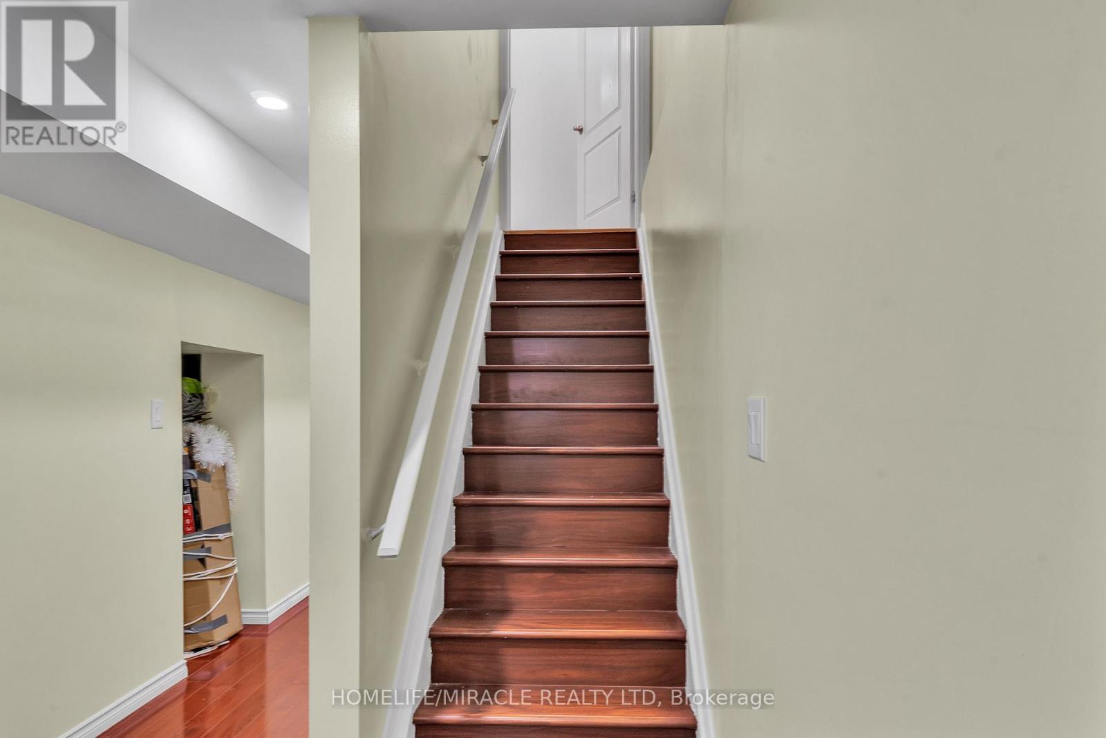 13 Yately Street, Brampton (Northwest Brampton), Ontario  L7A 0G4 - Photo 40 - W13017294