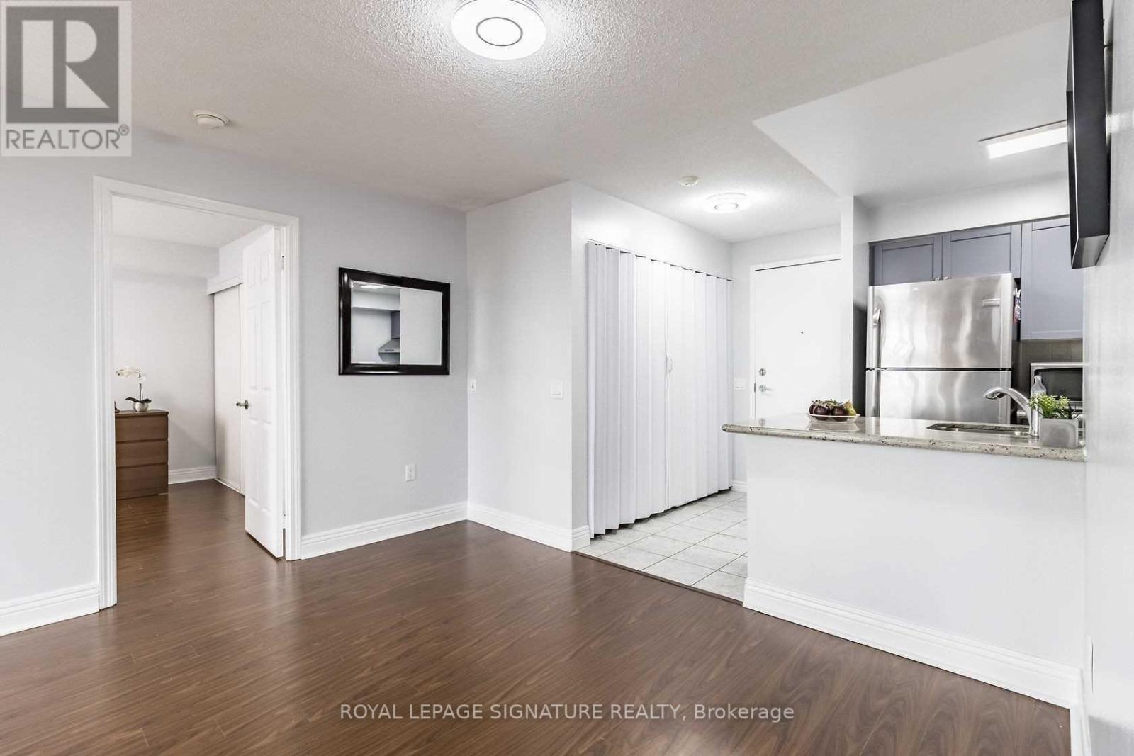 515 - 55 Strathaven Drive, Mississauga (Hurontario), Ontario  L5R 4G9 - Photo 8 - W13017296