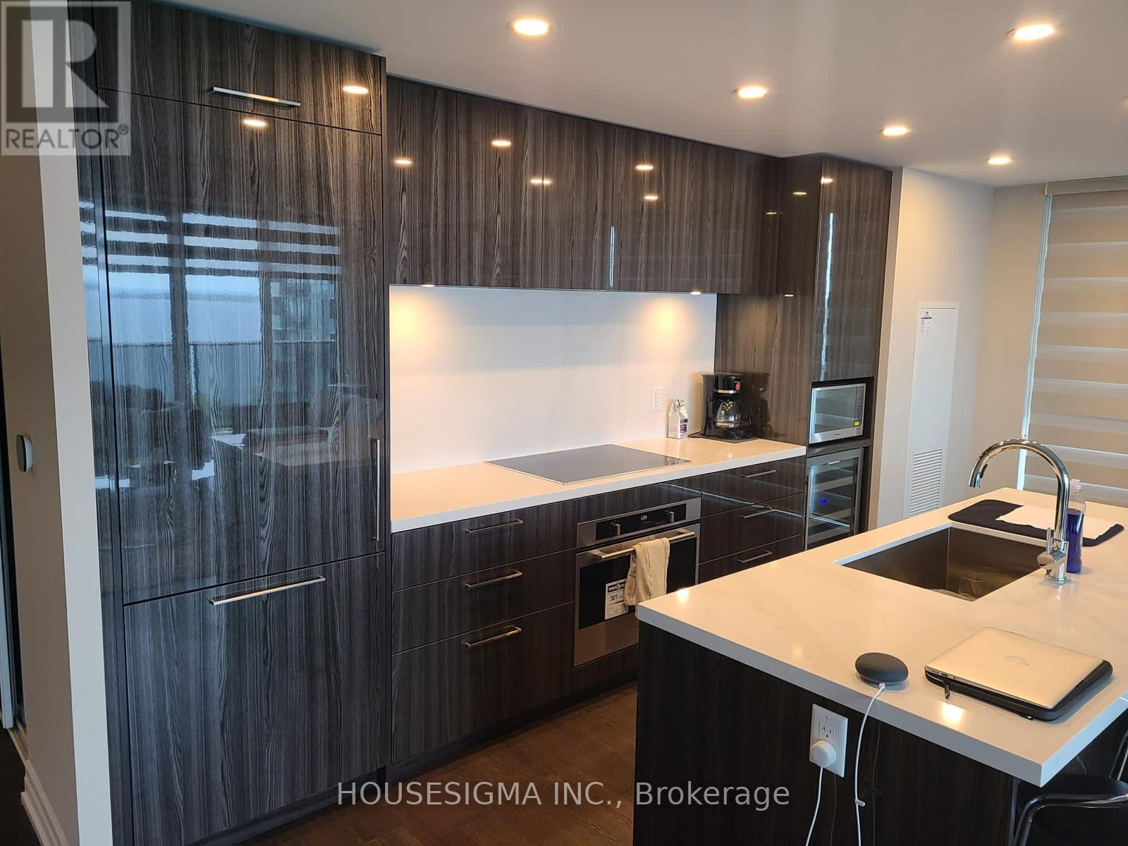 2904 - 70 Annie Craig Drive, Toronto (Mimico), Ontario  M8V 0G2 - Photo 2 - W13017302