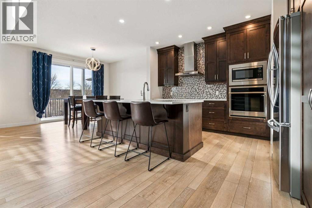 548 Cranbrook Gardens Se, Calgary, Alberta  T3M 3N5 - Photo 6 - A2278756