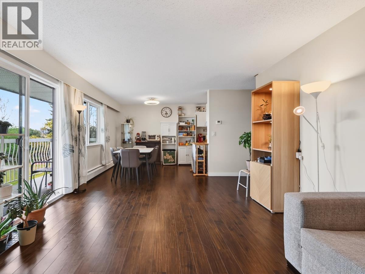 211 6340 Buswell Street, Richmond, British Columbia  V6Y 2E9 - Photo 11 - R3112781