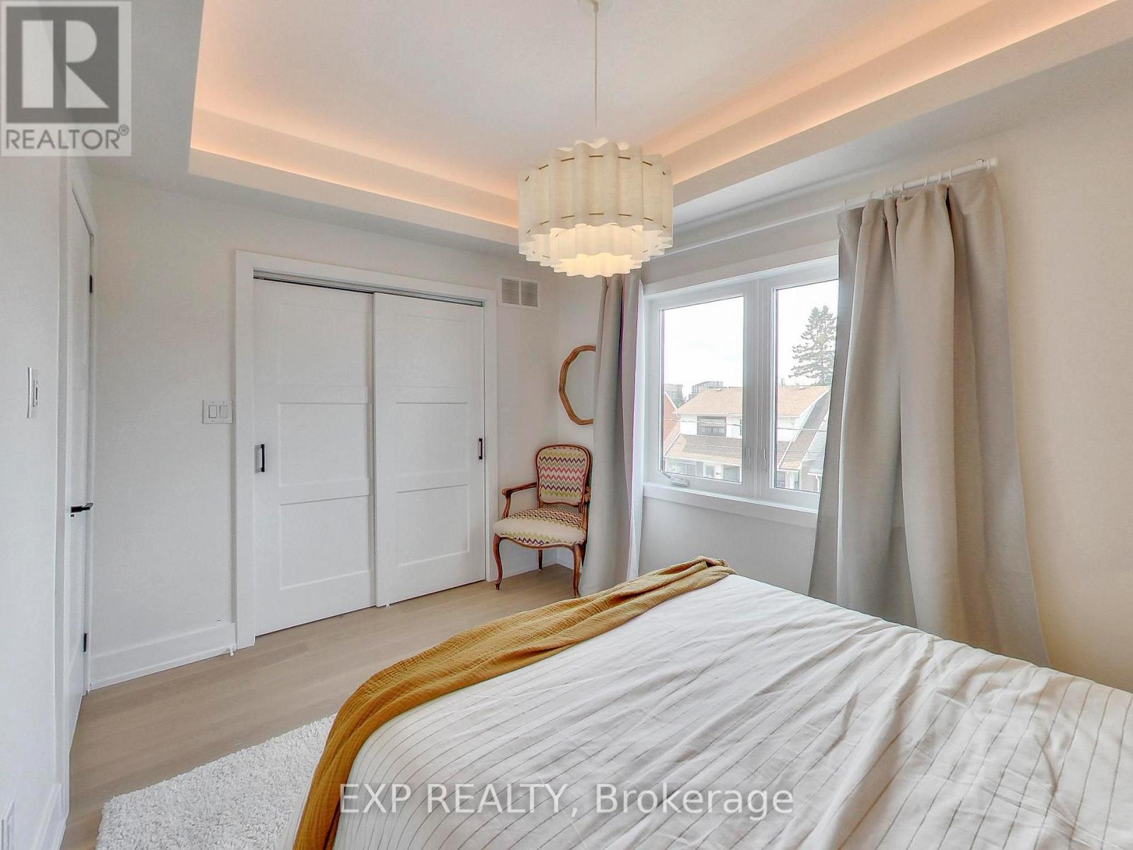 37 Gilbert Avenue, Toronto (Corso Italia-Davenport), Ontario  M6E 4W2 - Photo 13 - W13016960