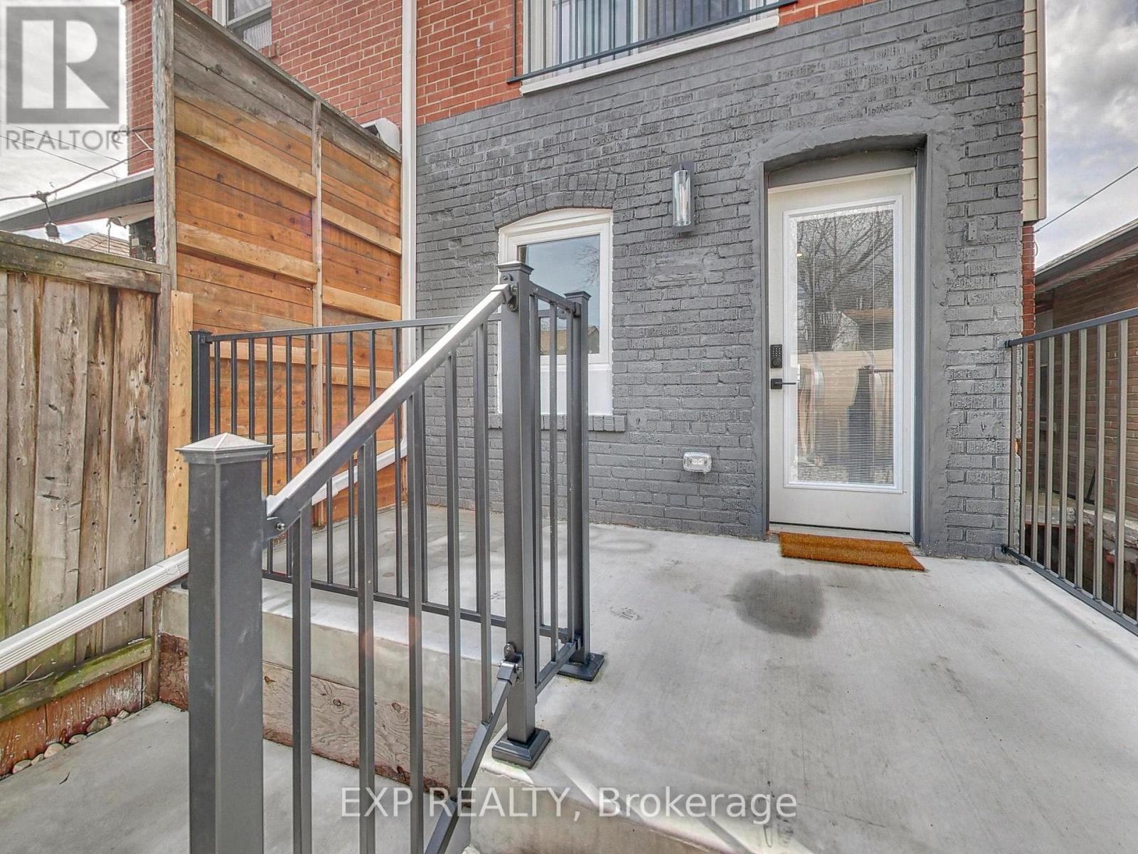 37 Gilbert Avenue, Toronto (Corso Italia-Davenport), Ontario  M6E 4W2 - Photo 24 - W13016960