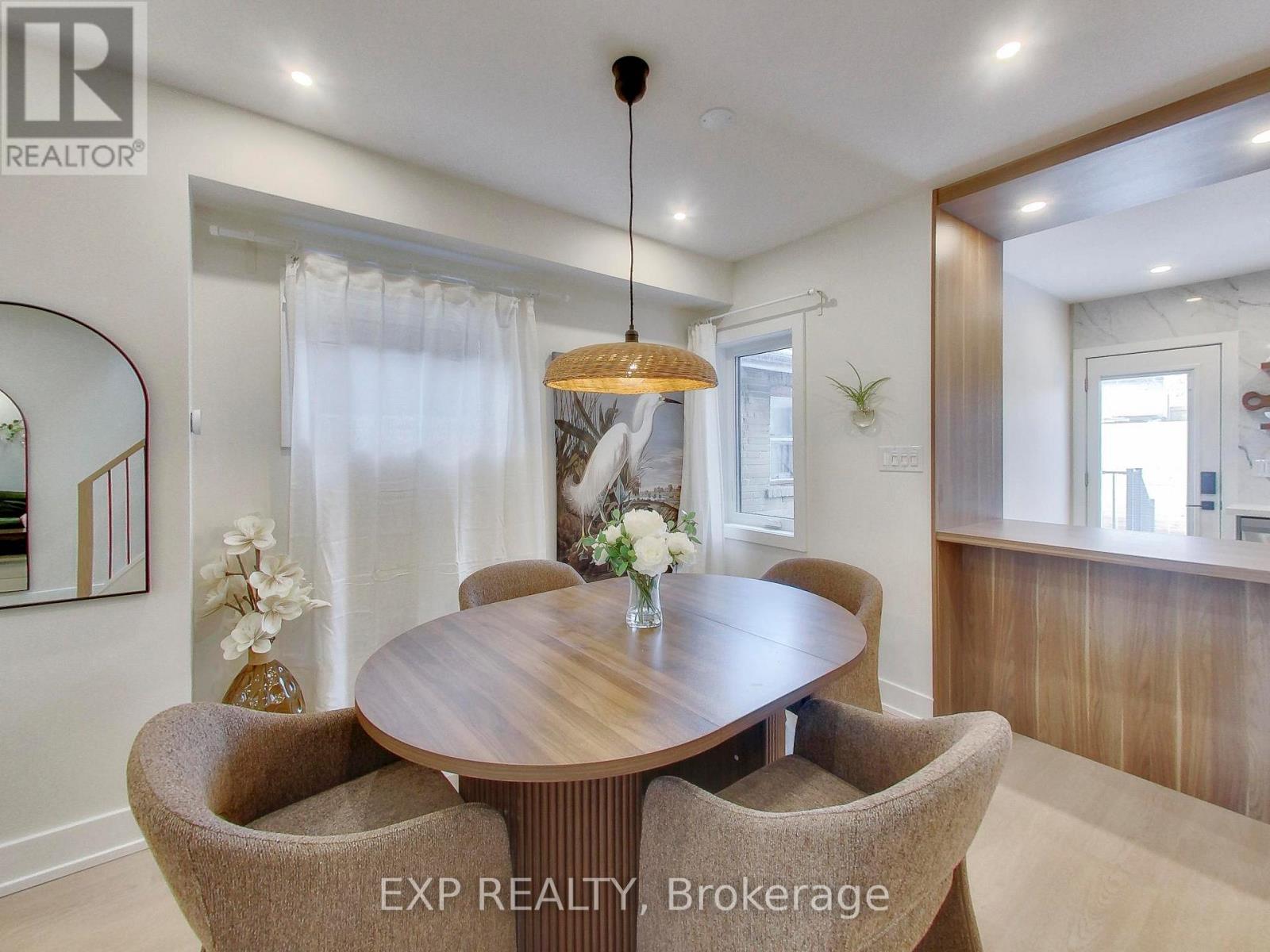 37 Gilbert Avenue, Toronto (Corso Italia-Davenport), Ontario  M6E 4W2 - Photo 7 - W13016960