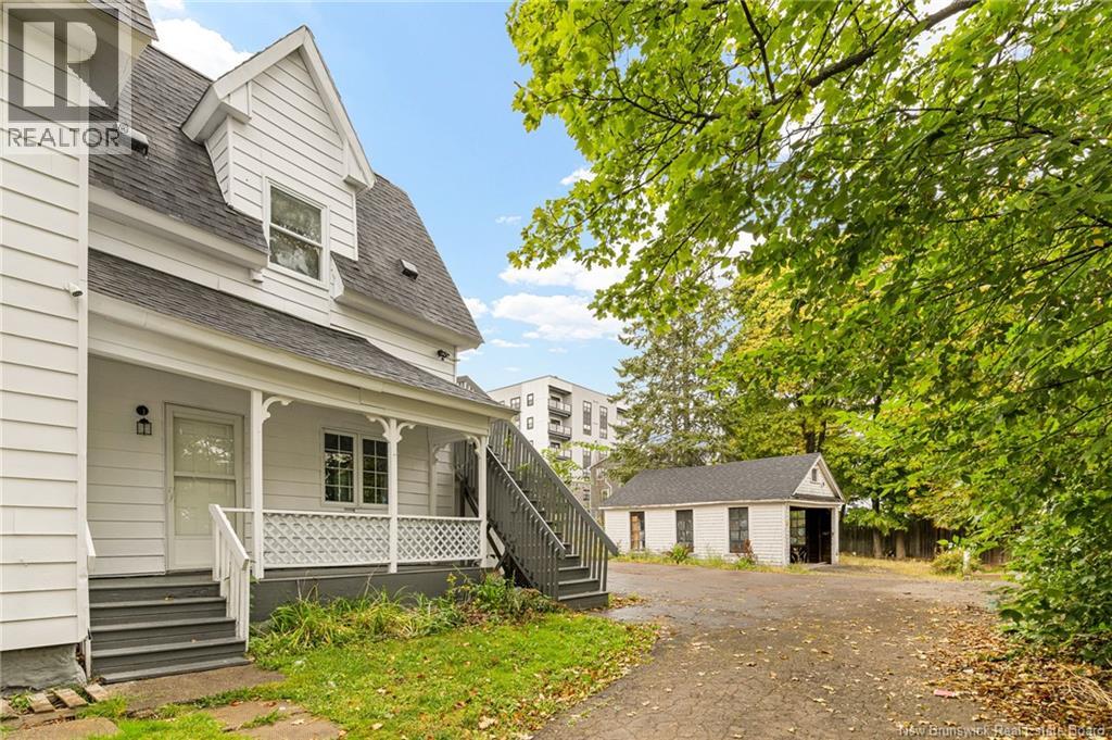 97-97 1/2 Cameron Street, Moncton, New Brunswick  E1C 5Y7 - Photo 2 - NB134210