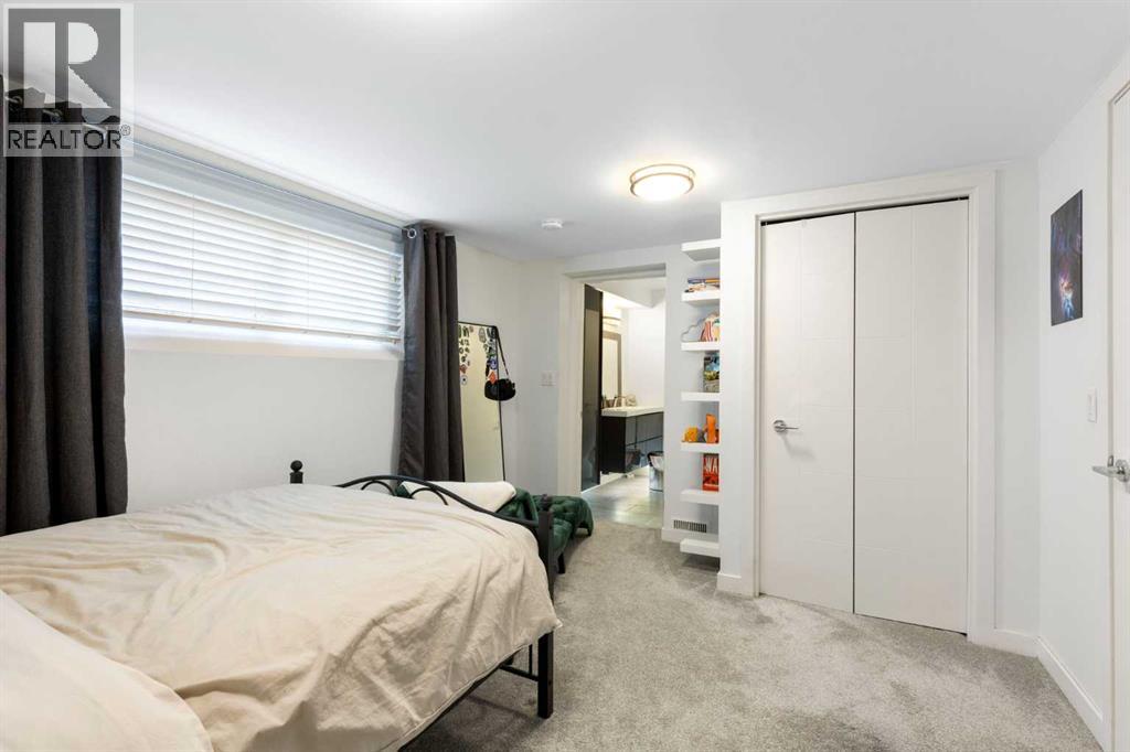 106 Shawnee Place Sw, Calgary, Alberta  T2Y 1X1 - Photo 36 - A2296512