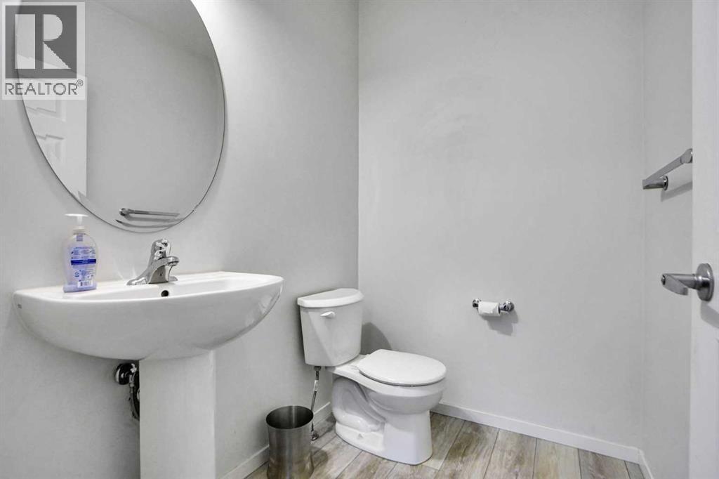 216 Windbury Lane Sw, Airdrie, Alberta  T4B 5J5 - Photo 23 - A2298849