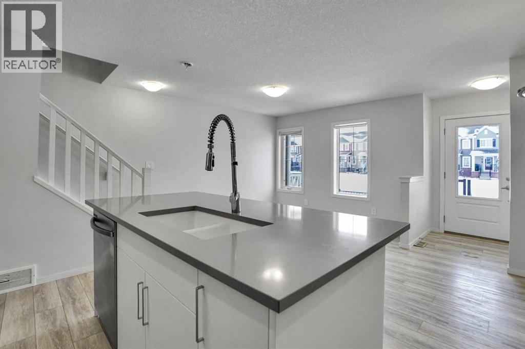 216 Windbury Lane Sw, Airdrie, Alberta  T4B 5J5 - Photo 17 - A2298849