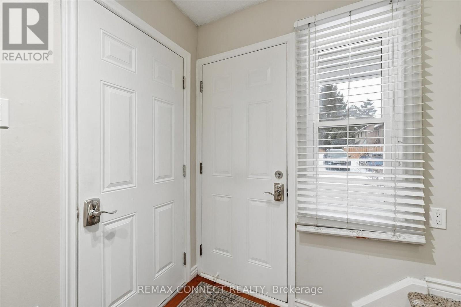 23 - 2185 Fairchild Boulevard, Burlington, Ontario  L7P 3P6 - Photo 4 - W12967266