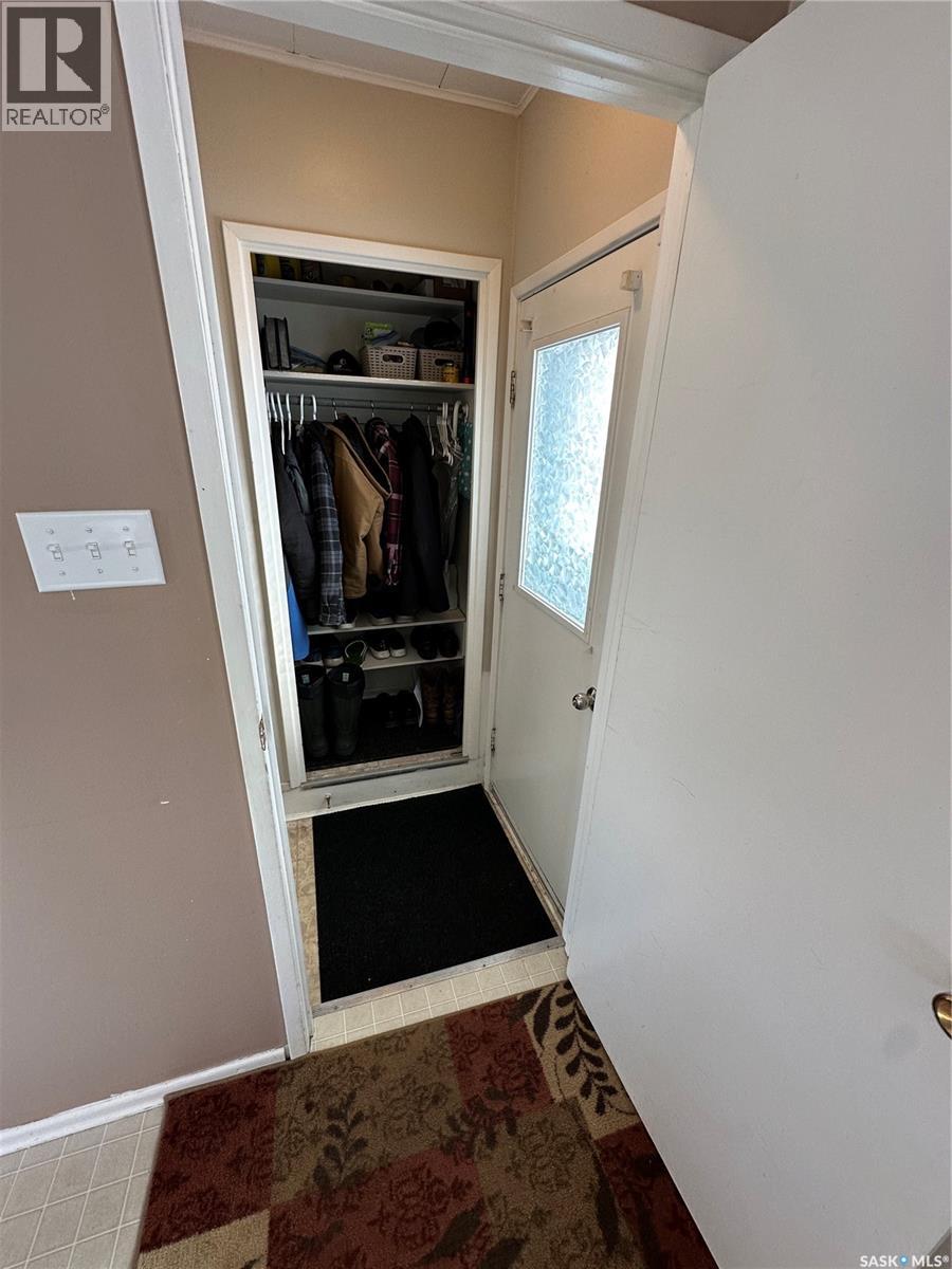 425 3rd Street, Duck Lake, Saskatchewan  S0K 1J0 - Photo 12 - SK031729